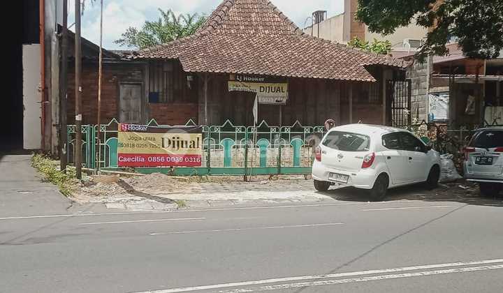 Residential Land on Jl. Hos Cokroaminoto, City Center, Suitable for Various Businesses. Residential Land on Jl. Hos Cokroaminoto, City Center, Suitable for Various Businesses.