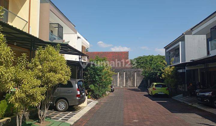 Rumah Minimalis 2 Lantai Dalam Perumahan Elit di Babarsari Dekat Kampus Atmajaya Dan Upn 2