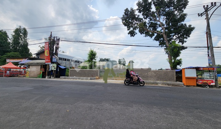 Tanah Pekarangan Lokasi Strategis, Dekat Stadion Maguwoharjo Dan Waterpark Jogja, Cocok Untuk Usaha Kuliner 