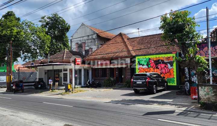 Strategic Location Guest House Prawirotaman In the Hotel and Foreign Tourist Area 1