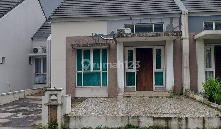 Rumah asri dan nyaman sdh direnov dan dikanopi di bagian belakang 1