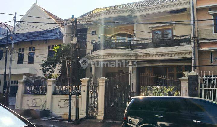 rumah mewah di grogol sebrang kampus favorit jakarta barat 1