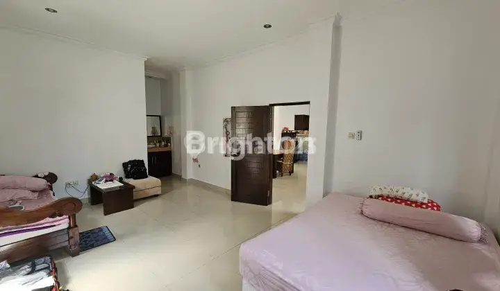 VILLA DISEWAKAN JL GUNUNG SOPUTAN 2