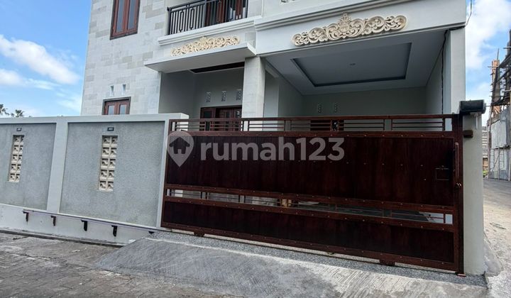 Dijual - Rumah Eksklusif di Lingkungan Elit Denpasar