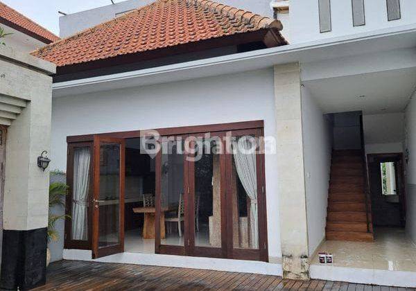 Villa 2 BR Lokasi Strategis Di Babakan Canggu 1