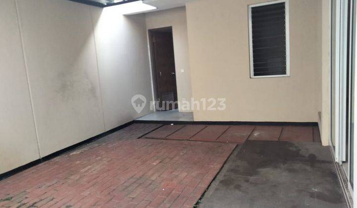 Rumah 2 Lantai di Ingenia bsd 2