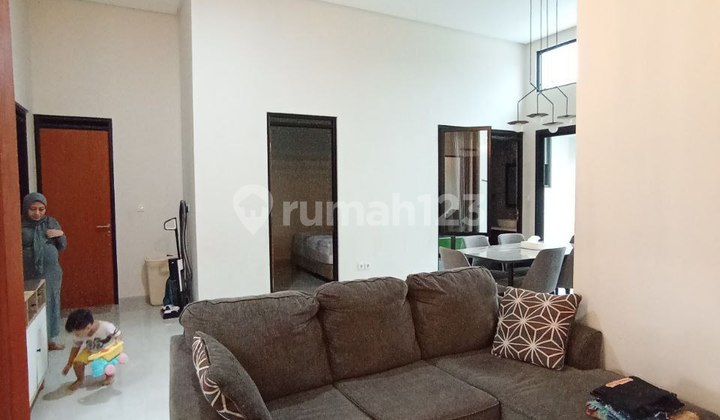 Harga Miring Dijual Rumah Siap Huni Full Furnished di Austinville Malang 2