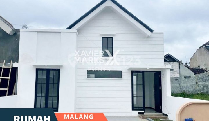 Cheapest in Its Class, American-Style House 400 Million in the Center of Malang City. Cheapest in Its Class, American-Style House 400 Million in the Center of Malang City.