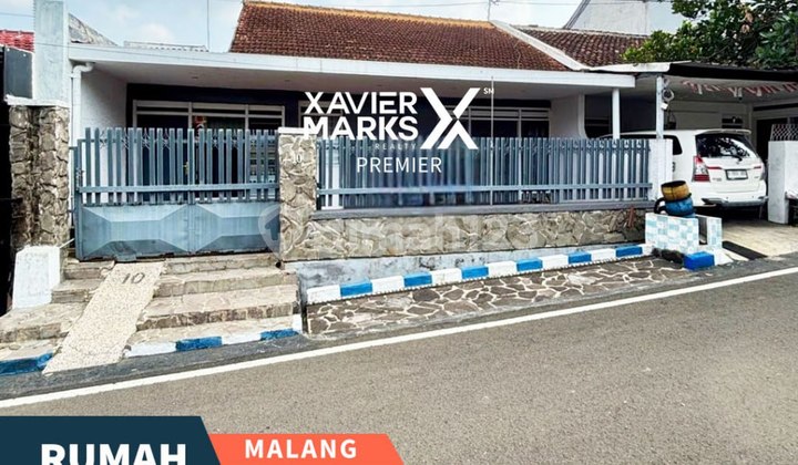 Below Market Price Well-Maintained House for Sale in Teluk Blimbing Malang