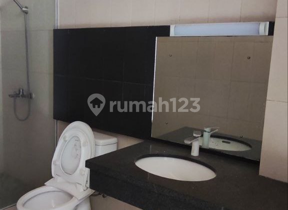 Discounted Price For Sale Semi-Furnished House in Candi Mendut, Malang 2