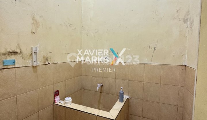 Super Cheap, Well-Maintained House for Sale in City Side, Pakisaji, Malang 2