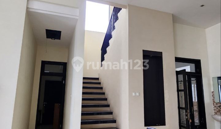 Butuh Cepat Laku Dijual/Disewakan Rumah Mewah Araya Golf Malang 2