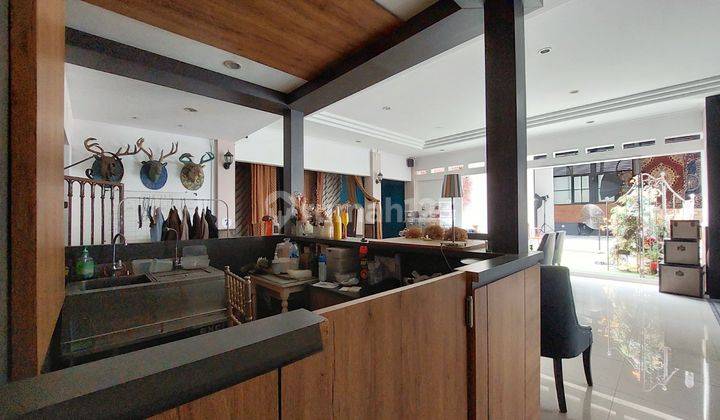 Hotel Cafe Suasana Adem di Cipaganti Bandung 2