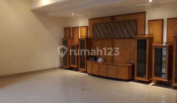 Rumah Mewah Terawat di Komplek Setra Duta , Kota Bandung 2