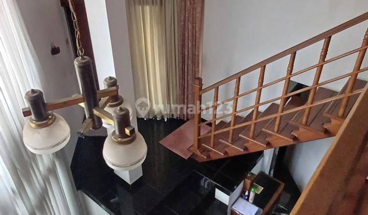 Dijual Rumah Luas 2 Lantai di Busiari, Bandung 2