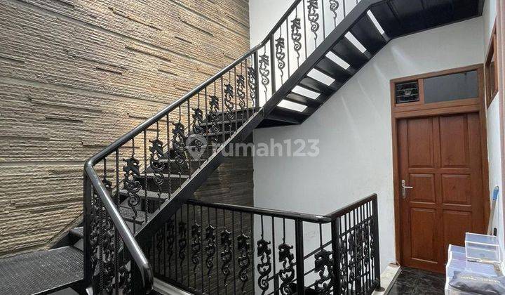 Rumah  Nyaman 2,5 Lantai di Hegarsari , Hegarmanah Bandung 2