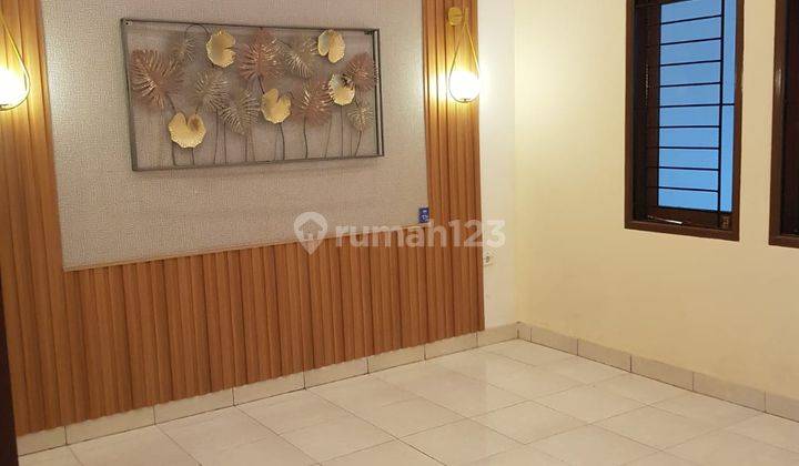 Rumah Dijual Bagus Elegan di Taman Kopo Indah 3 , Bandung 2