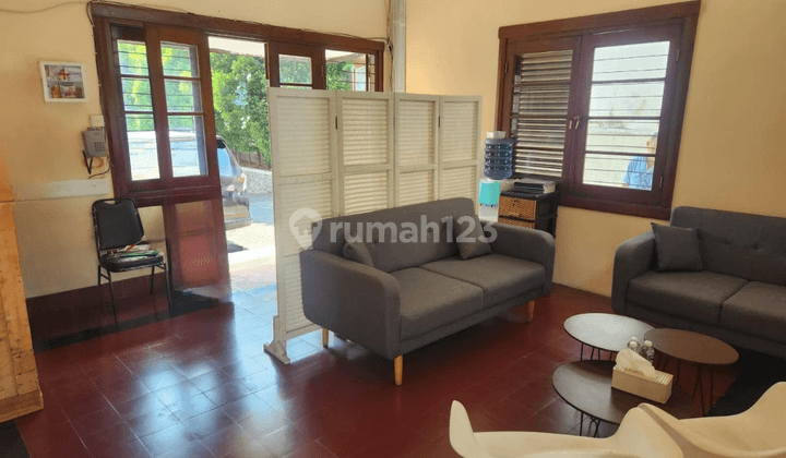 Rumah Dijual Strategis Cocok Utk Kantor di Mainroad Riau, Bandung 1