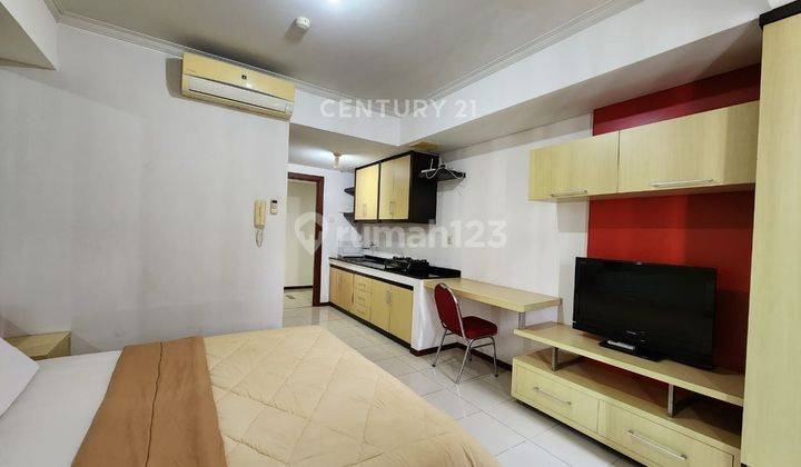 Jual Royal Mediterania Garden Unit Studio Furnished Rapi 1