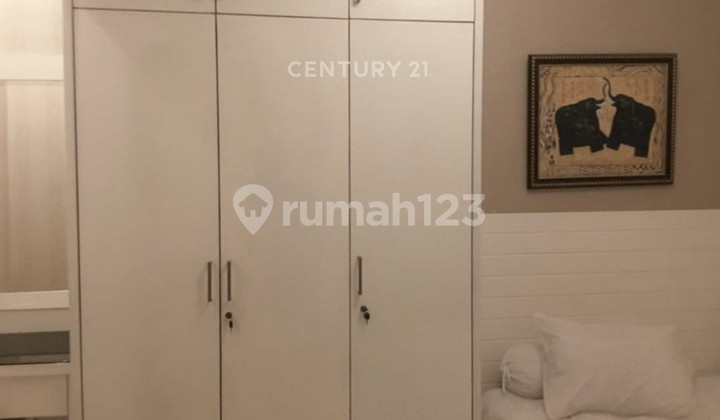 Jual Townhouse Royal Mediterania Garden 3 Kamar Langsung Ke  2