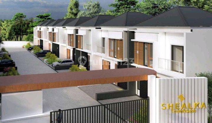 Rumah 2 lantai di tengah kota  1