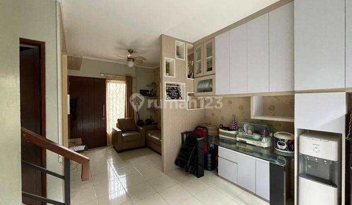 Rumah 2 Lantai Bagus di Perumahan Premier Terrace Ciracas, Jakarta Timur 12