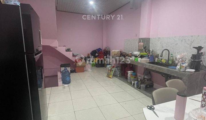 Ruko 3 Lantai Full Siap Pakai Lokasi Wijaya Kusuma Jakarta Barat  2