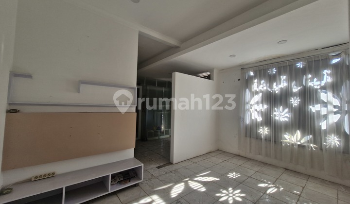 foto lainnya rumah 2 lantai dalam cluster