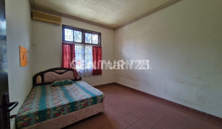 Spacious House in a Luxury Residential Complex in Panakkukang Mas