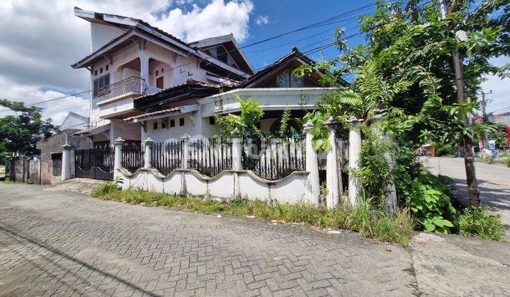 Rumah Posisi Sudut Di Jalan Todopuli Dekat Hertasning Makassar 1