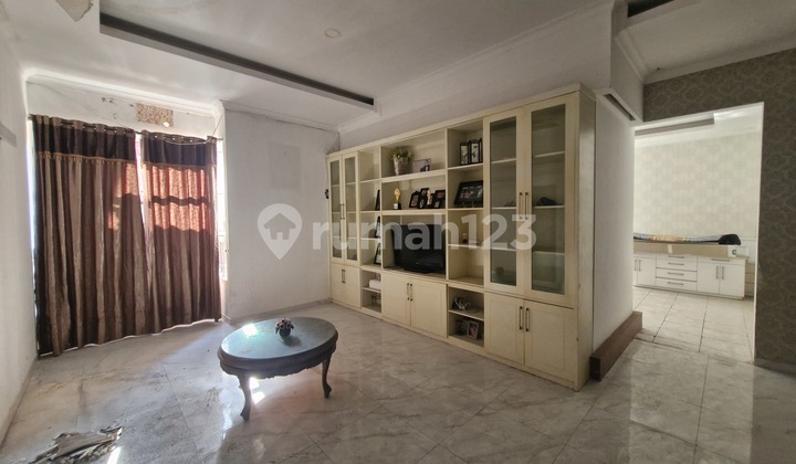 foto lainnya rumah 2 lantai dalam cluster