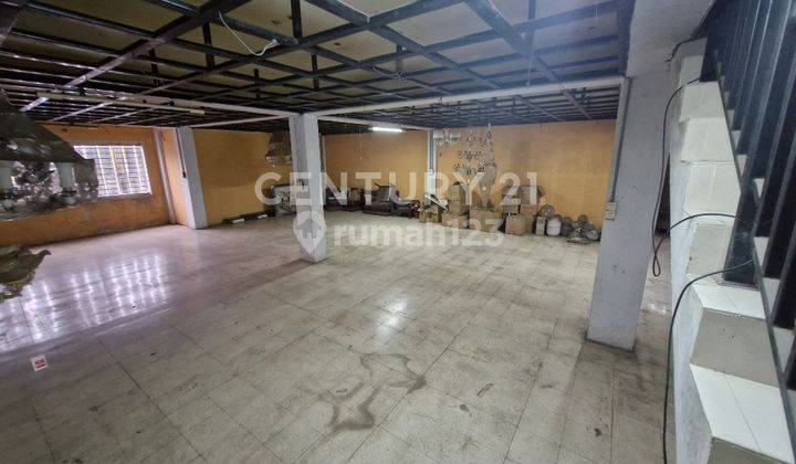 Ruko 3 Lantai Siap Pakai Di Kawasan Ramai Pusat Kota Makassar 2