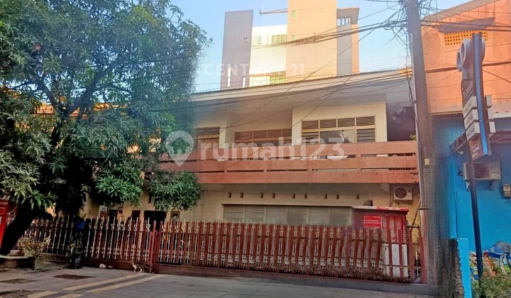 Strategic and Ready-to-Occupy Shop House on Laccukang Street 1