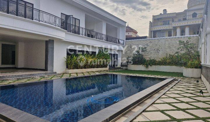 Rumah Mewah Luas Ada Kolam Renang Di Kawasan Panakukkang Makassar 1