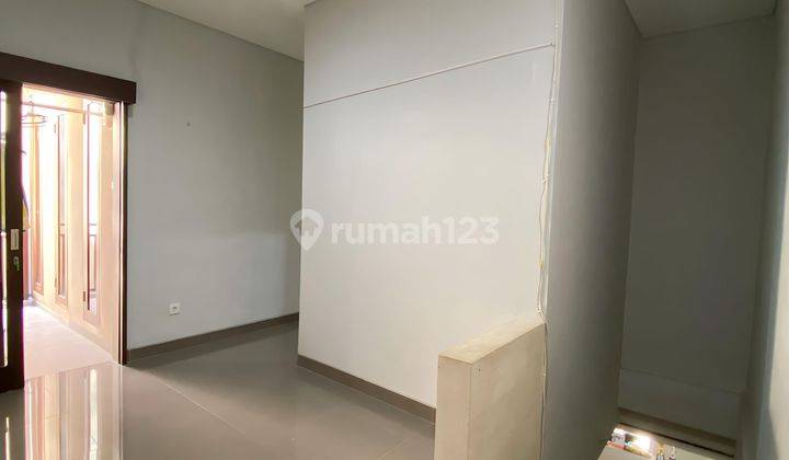 Rumah Minimalis Modern 2 Lantai Di Kerobokan Min 10 Thun 2