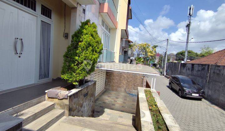 Large 2.5 Storey Furnished House In Renon One Gate 1