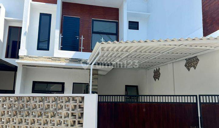 Brand New Villa House 2 Floors New in Mumbul Area 1