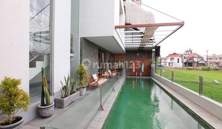 Modern Villa with Rice Fields in Seminyak Bagus  2