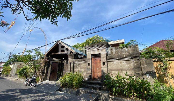 Rumah semi Villa Besar di Sanur 2