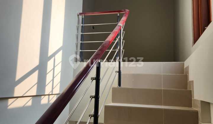 Modern Minimalist House Inside Dentim Housing Complex 2