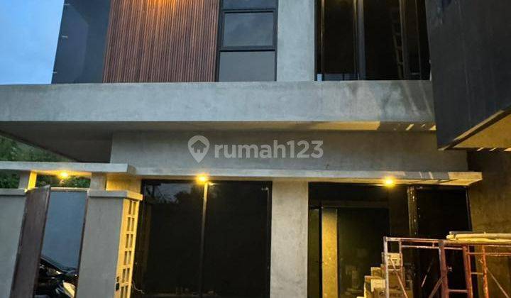 Villa Furnished Baru Buat 25 Tahun di bumbak, Umalas 1