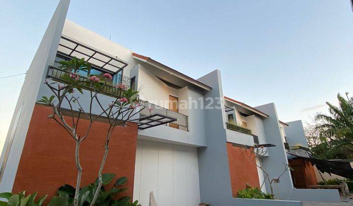 Rumah Modern Open Space 2 Lantai Hadap Barat 1