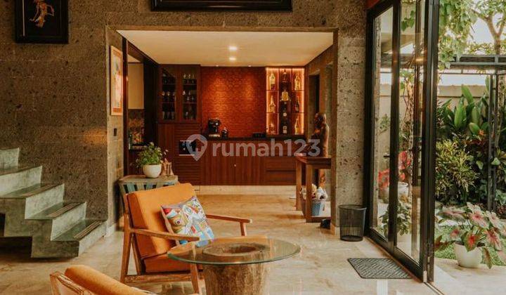 Villa Mewah Di Jantung Kerobokan Shm Hadap Timur 2