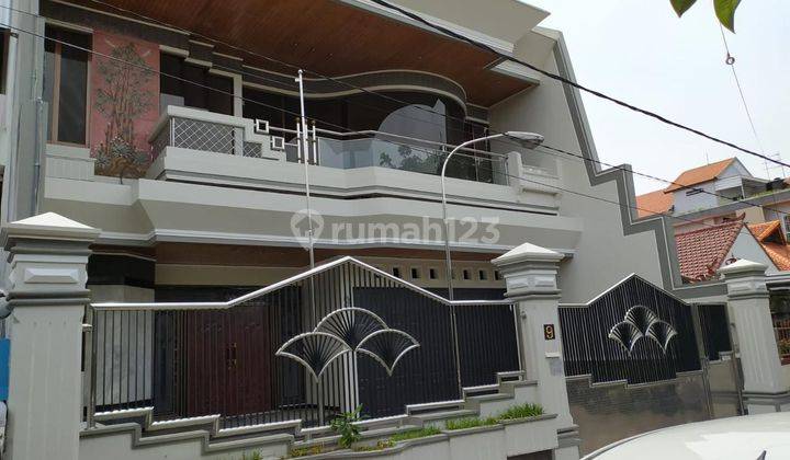 2 Storey House Gatot Subroto Near Living World Mall 1