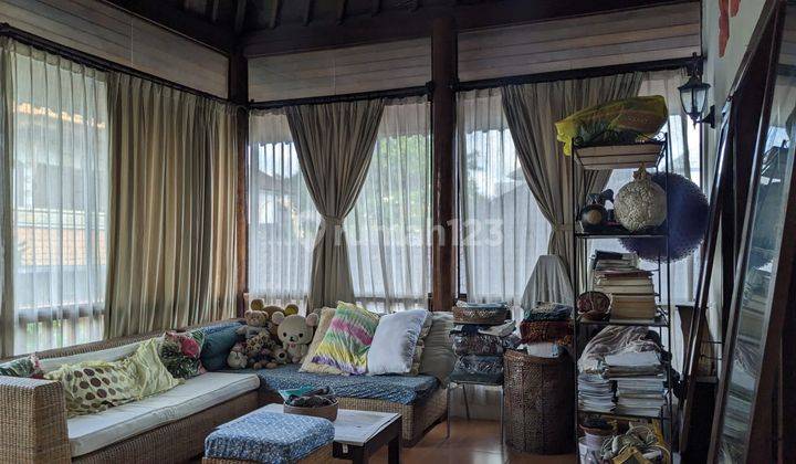  Rumah Bagus Lokasi Strategis Design Semi Klasik Di Canggu 1