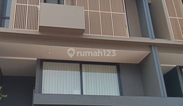 Townhouse Dekat Ke Pintu Tol Cilandak , Transmart Jakarta Selatan  2