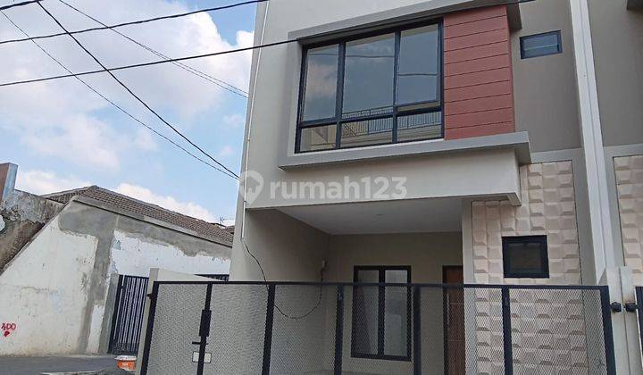 Cawang Rumah Tiga Lantai Di Cawang Dekat Spbu Cawang Jakarta Timur 2