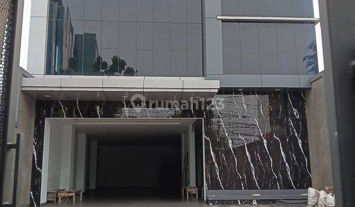 Gedung Kantor 4 Lantai  Ada Lift Lantai Ada Rooftop Di Jalan Dewi Sartika Cawang Jakarta Timur  2