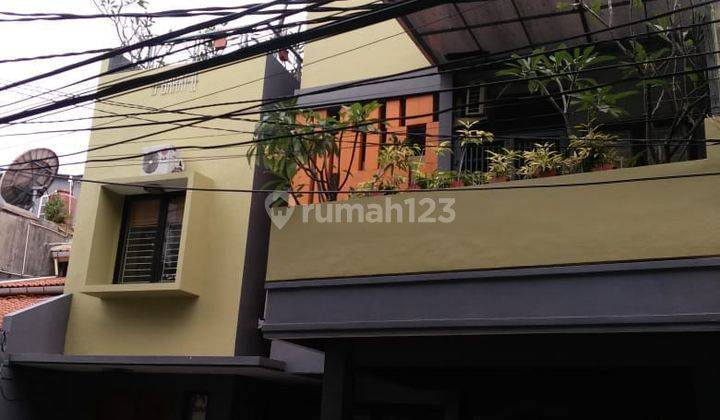 TEBET RUMAH TIGA LANTAI TEBET ASEM BARIS JAKARTA SELATAN  2