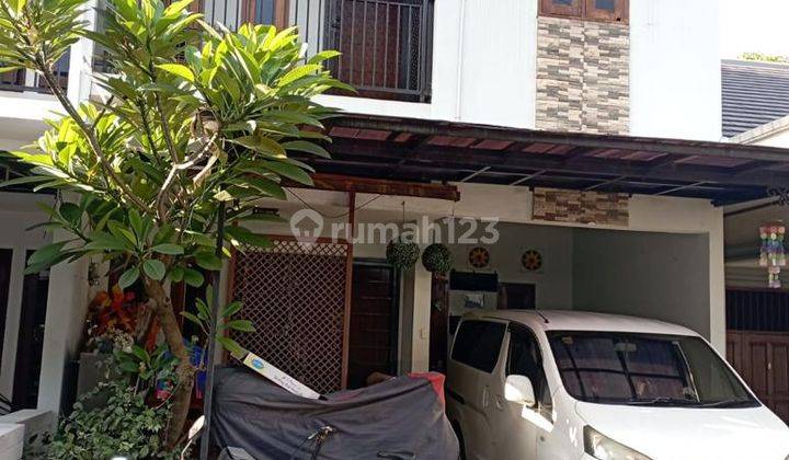 RUMAH MINIMALIS DUA LANTAI DALAM CLUSTER BATU AMPAR CONDET JAKARTA TIMUR 1